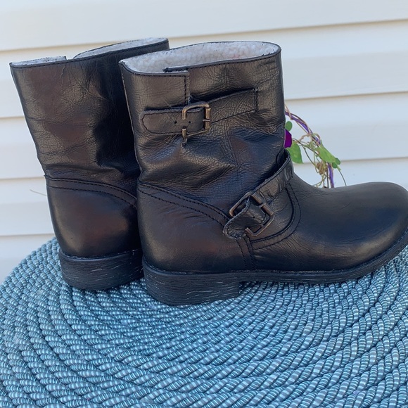 Zigi Zoho booties NWT Sz 6 and Sz 7.5 - Picture 4 of 10